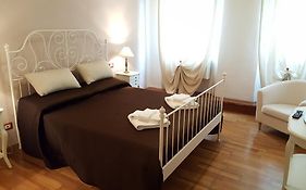 Maison Sara
